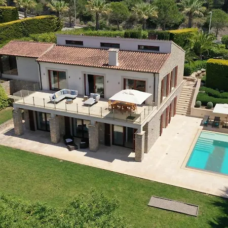 Jade By Cap Vermell Estate
